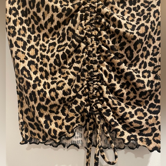 Cheetah short sleeve top Size: Small - Picture 2 of 4